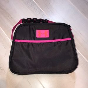 UNDER ARMOUR LUNCH BOX